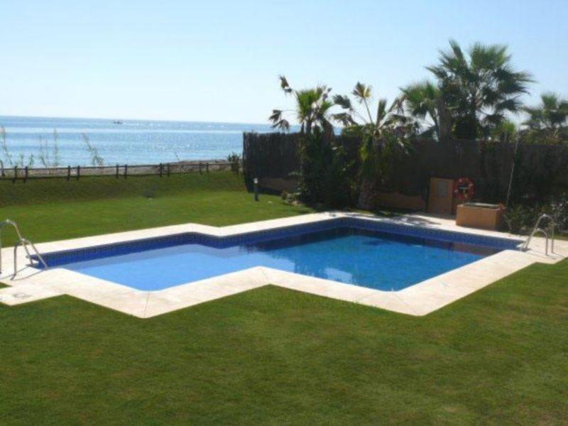 Axarquia Beach Hotel Almayate Bajo Servizi foto